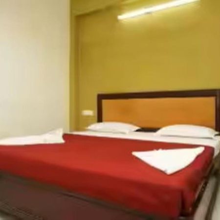 Hotel Soorya Heritage Inn ポンディシェリ エクステリア 写真